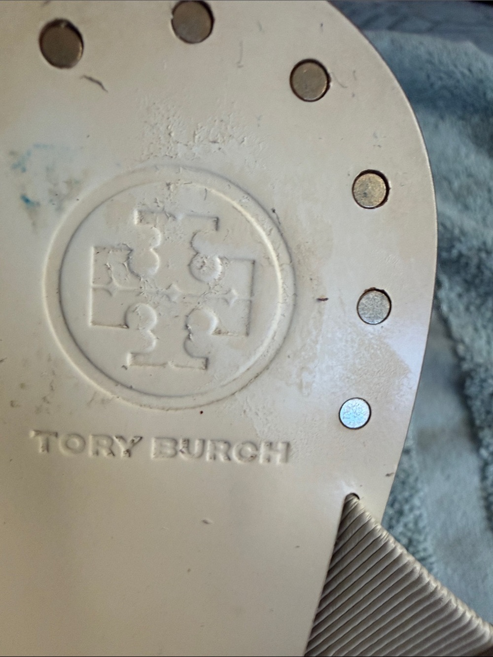 Tory Burch Cream Leather Slide Sandals with Gold Ring Accent - Picture 13 of 13